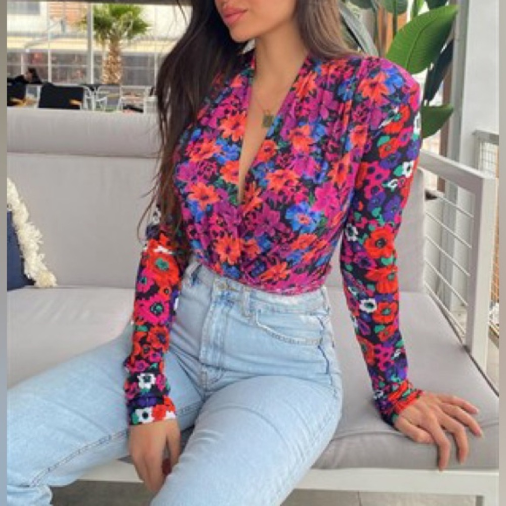 Zara Two-piece set: skirt and blouse Floral - Picture 3 of 14